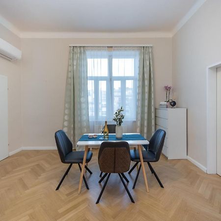 Charming Apartment Near Prater เวียนนา ภายนอก รูปภาพ