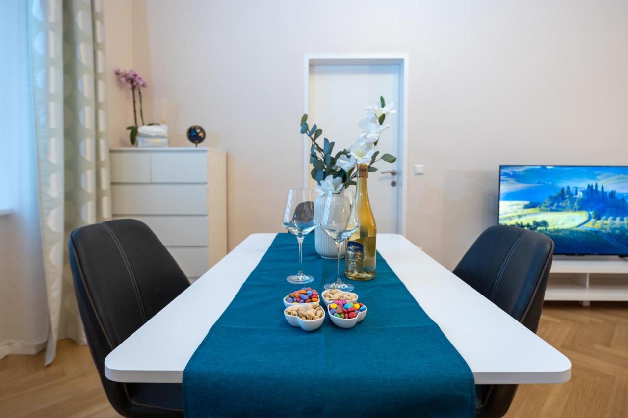 Charming Apartment Near Prater เวียนนา ภายนอก รูปภาพ